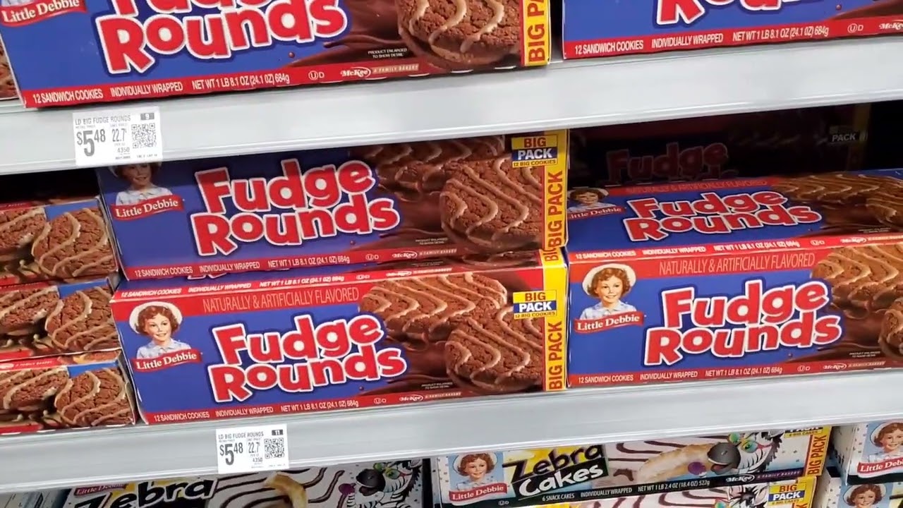 WOW! ASMR! TAKE A TOUR @Walmart LITTLE DEBBIE SNACK CAKE NEW AISLE! #amazing #new #asmr #walmart 
