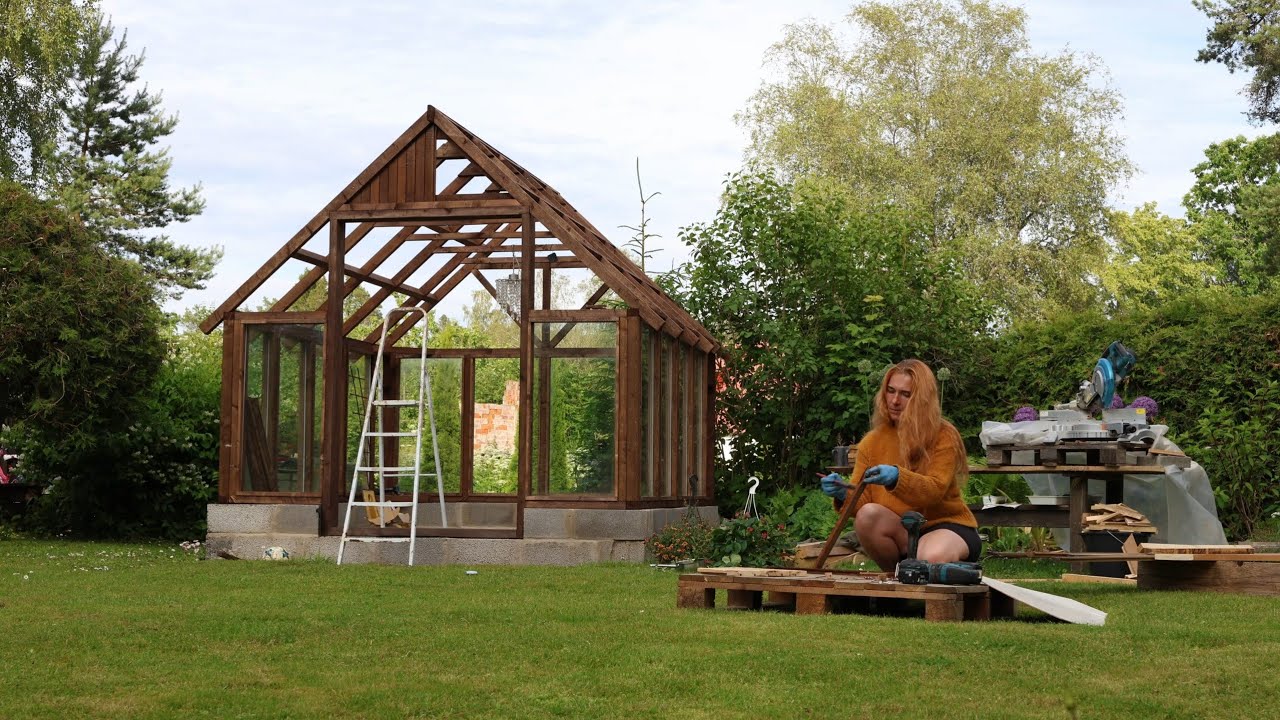 Woman builds a She Shed