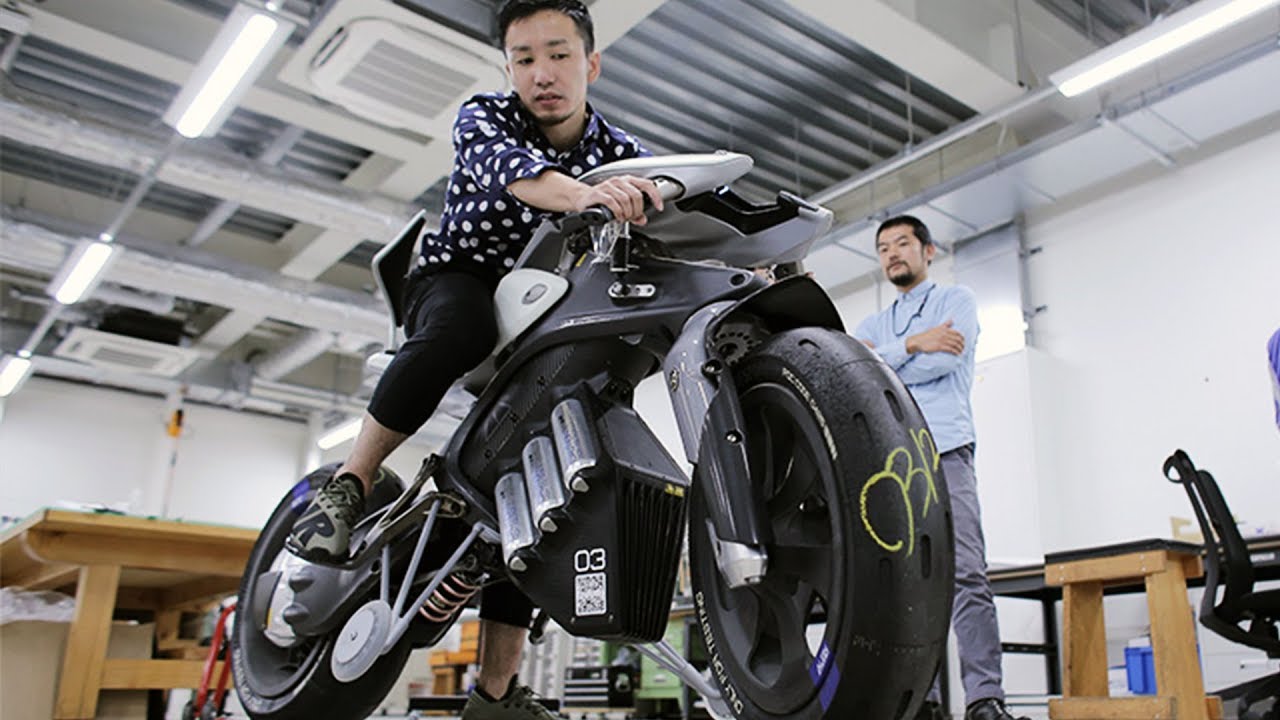 Yamaha MOTOROID - THE BEST ELECTRIC MOTORCYCLE / Leaning electric motorcycle