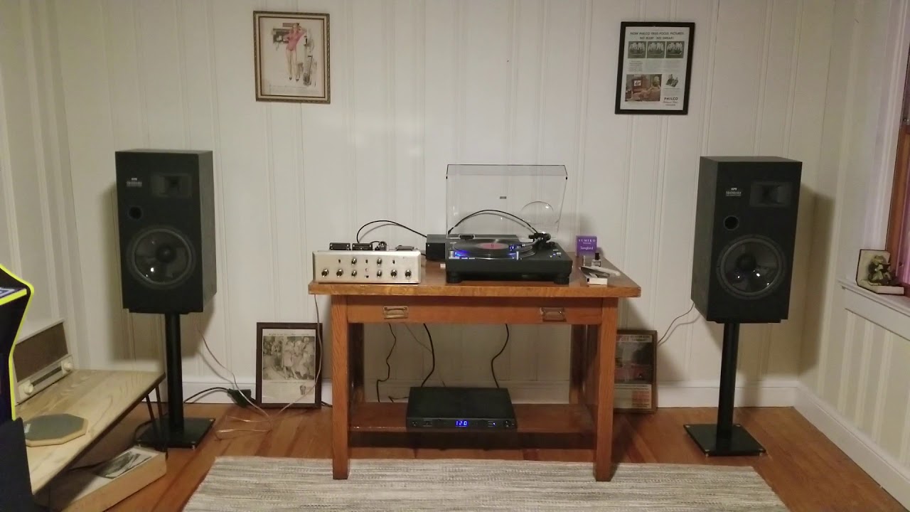 H.H. Scott 222B Part 3: Sound Sample - Through a Bad Mic System, But it's Something Nonetheless