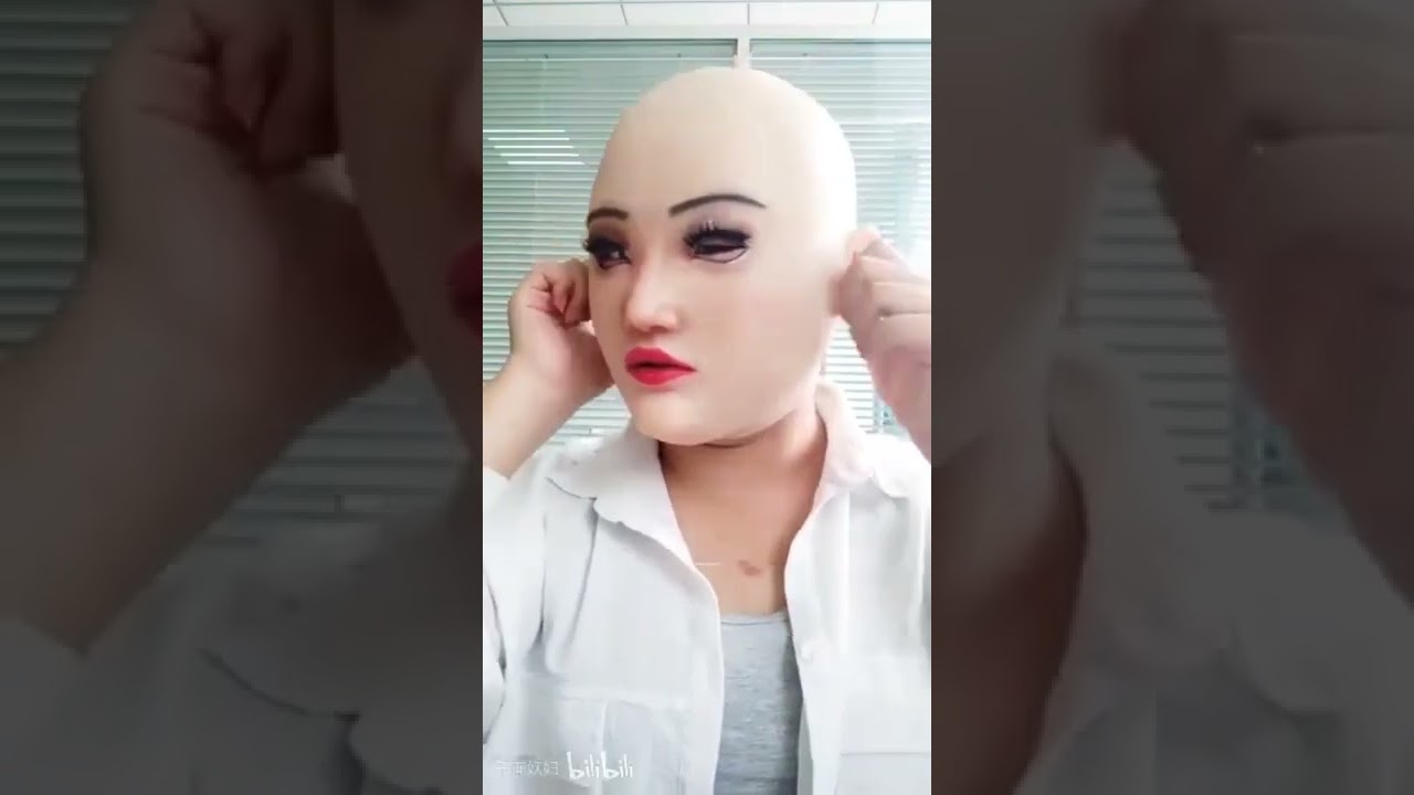 Silicone female mask