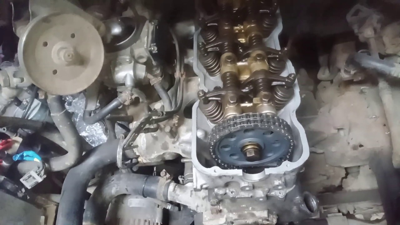 Установка ГБЦ на двигатель Z24 Nissan Terrano 1, протяжка ГБЦ и регулировка зазоров клапанов