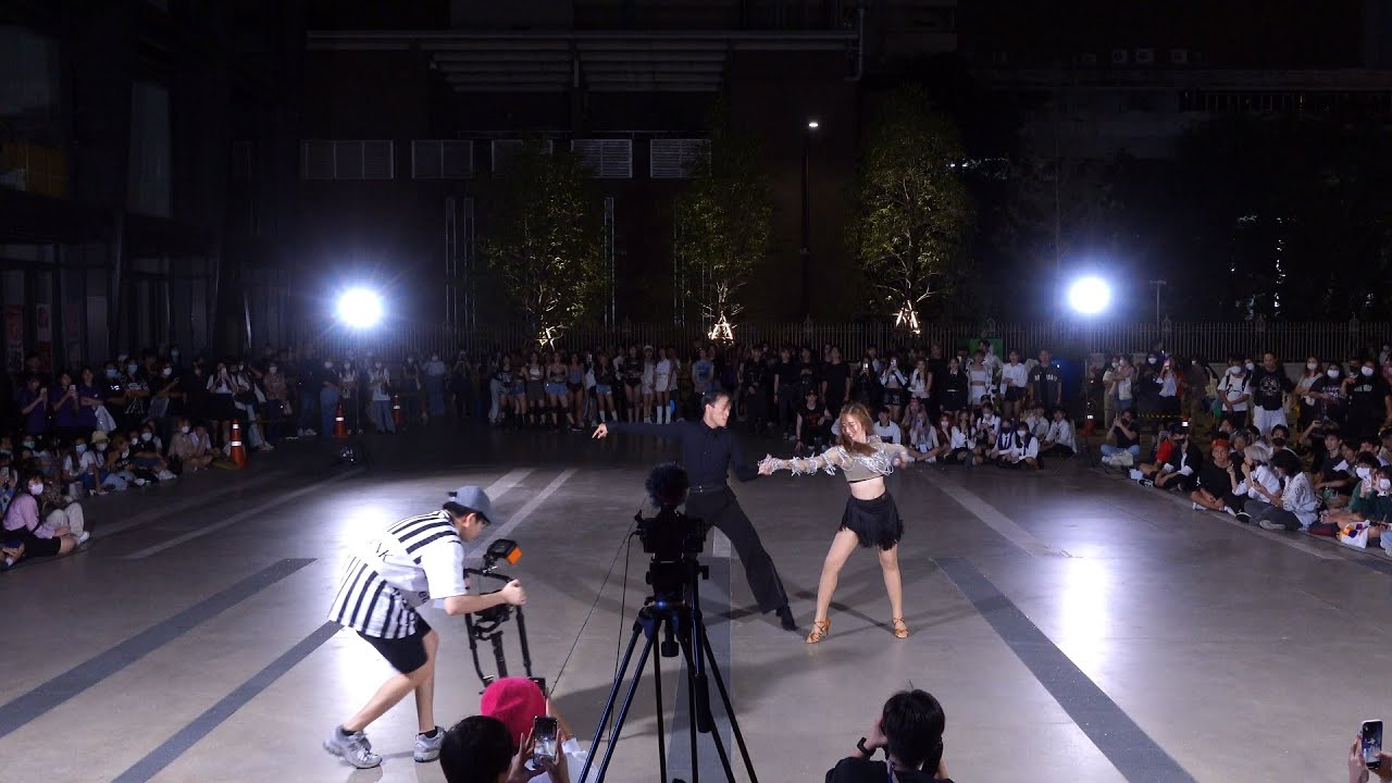 221125 [Wide Cam]  ครูกั้ง MINIZIZE - Special Show ลีลาศ @ Siam Square Walking Street