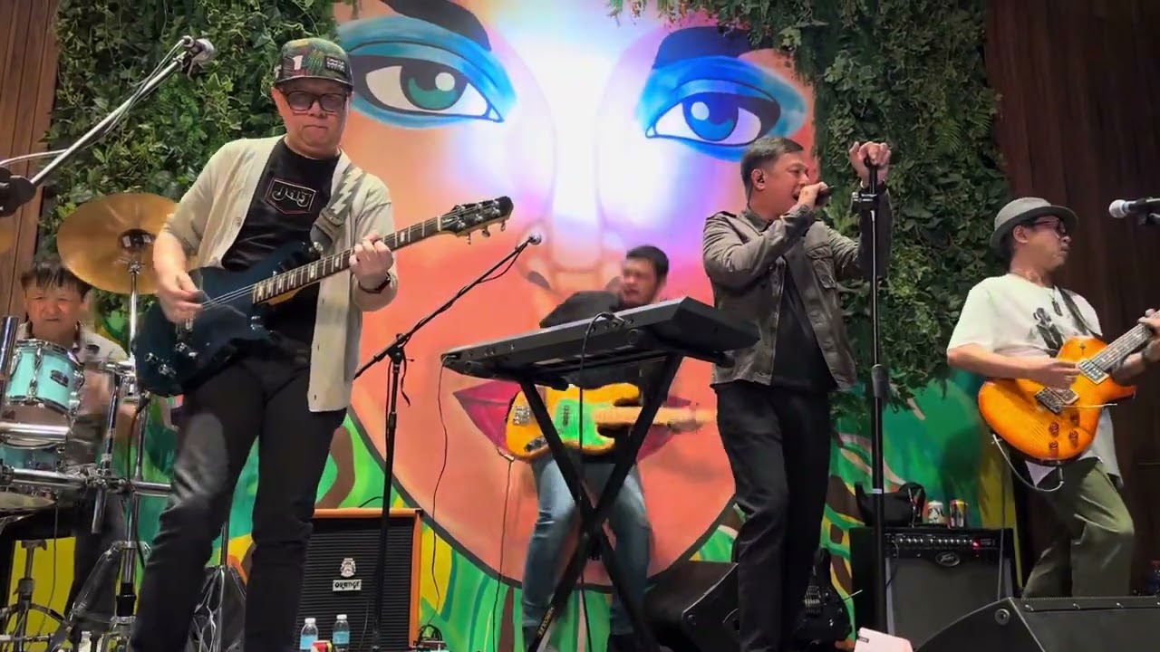 Absolute Reality by The Dawn Live at Supersam Scout Tobias QC