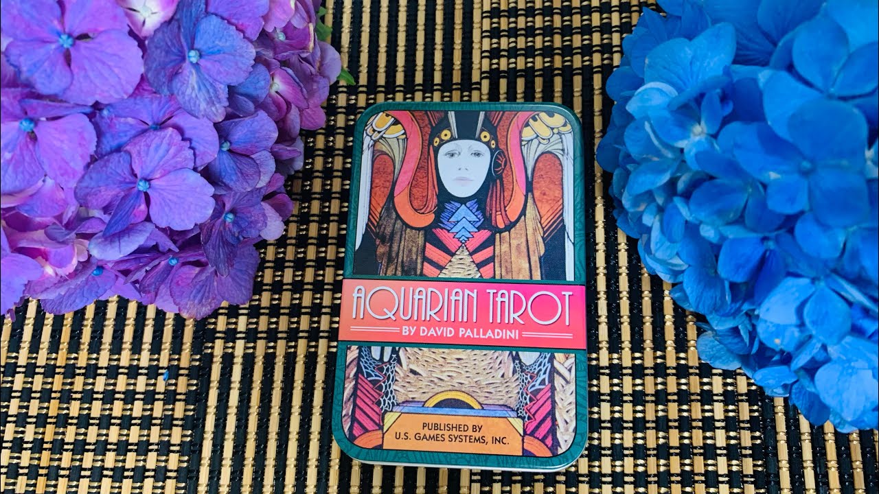 Обзор ретро-колоды «Aquarian Tarot» ♒️ от Дэвида Палладини♒️ «Таро Водолея».