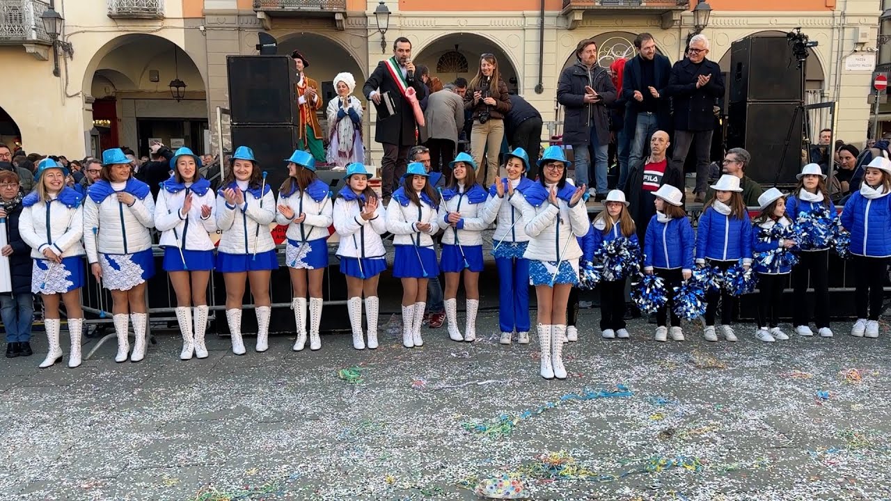 Carnevale 2024 Casale Monferrato - Le Azzurre di Occimiano Gruppo Twirling Majorettes