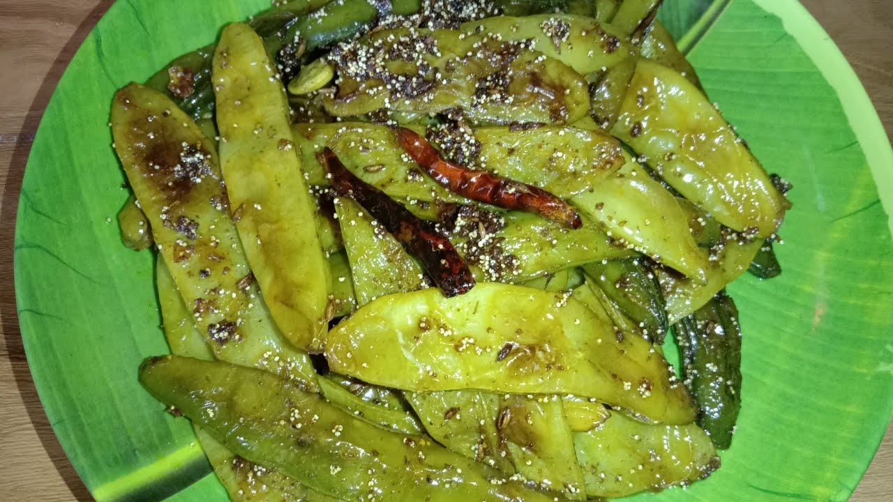 মজা দার মশলা সিম ভাজা বানিয়ে দেখুন গরম ডাল ভাত এর সাথে দারুন লাগবে খেতে।