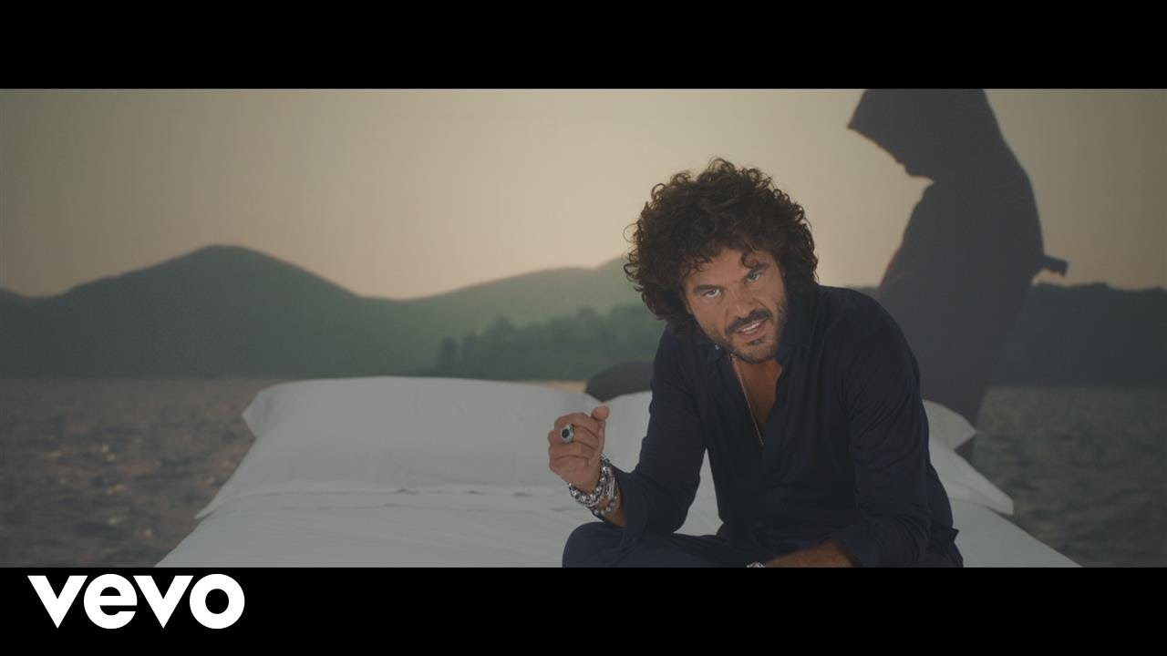 Francesco Renga - Scriver&ograve; il tuo nome (Official Video)