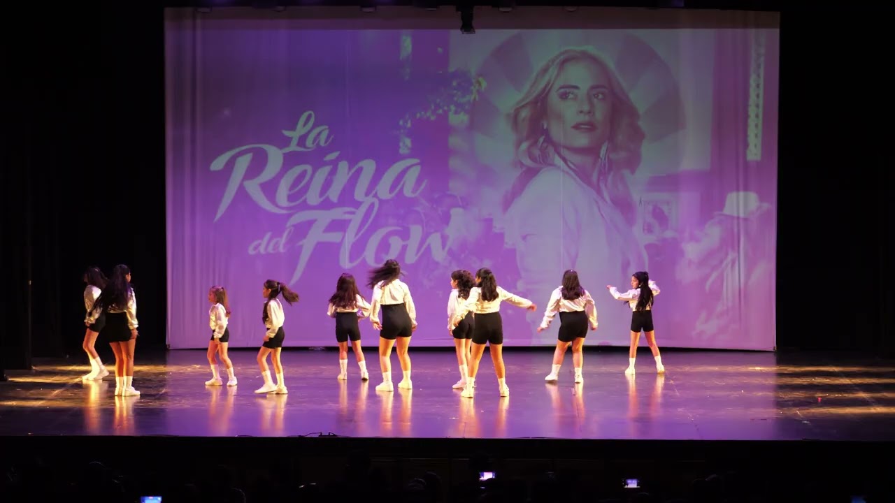 26 F2   La reyna del flow