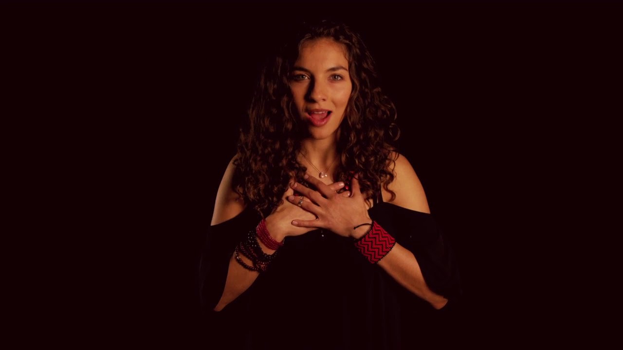 I Am Woman - We Are The Healers Of This Earth  | The Powerful Motivational Video || The Lisa Axelrod