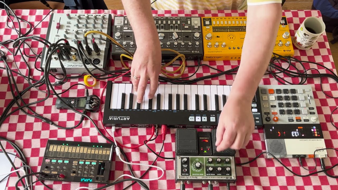 Jam 05 - with TD-3 RD-6 EP–133 K.O. II RE-20 and Volca FM2