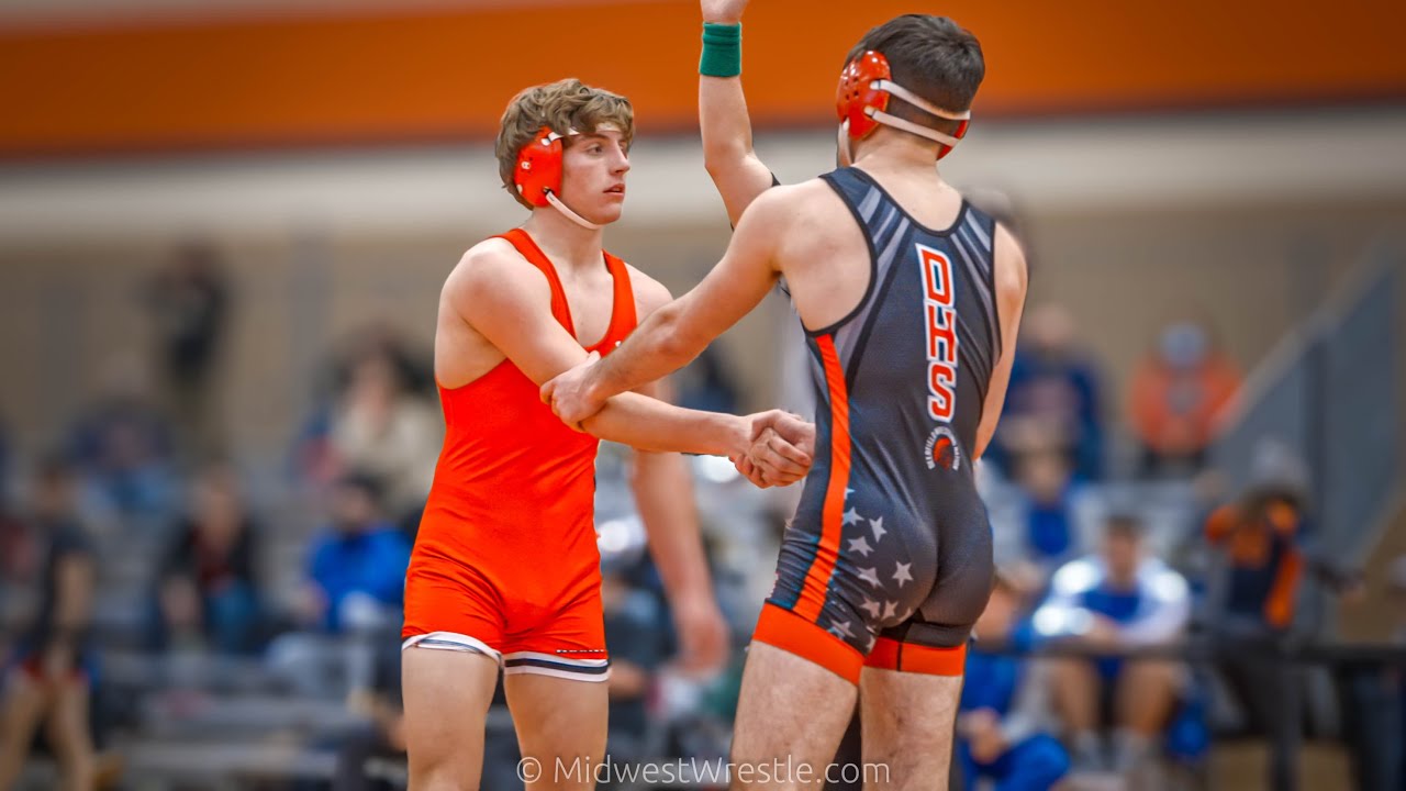 160 – Benjamin Shvartsman {G} of Deerfield IL vs. Tommy Boland {R} of Chicago Marist IL