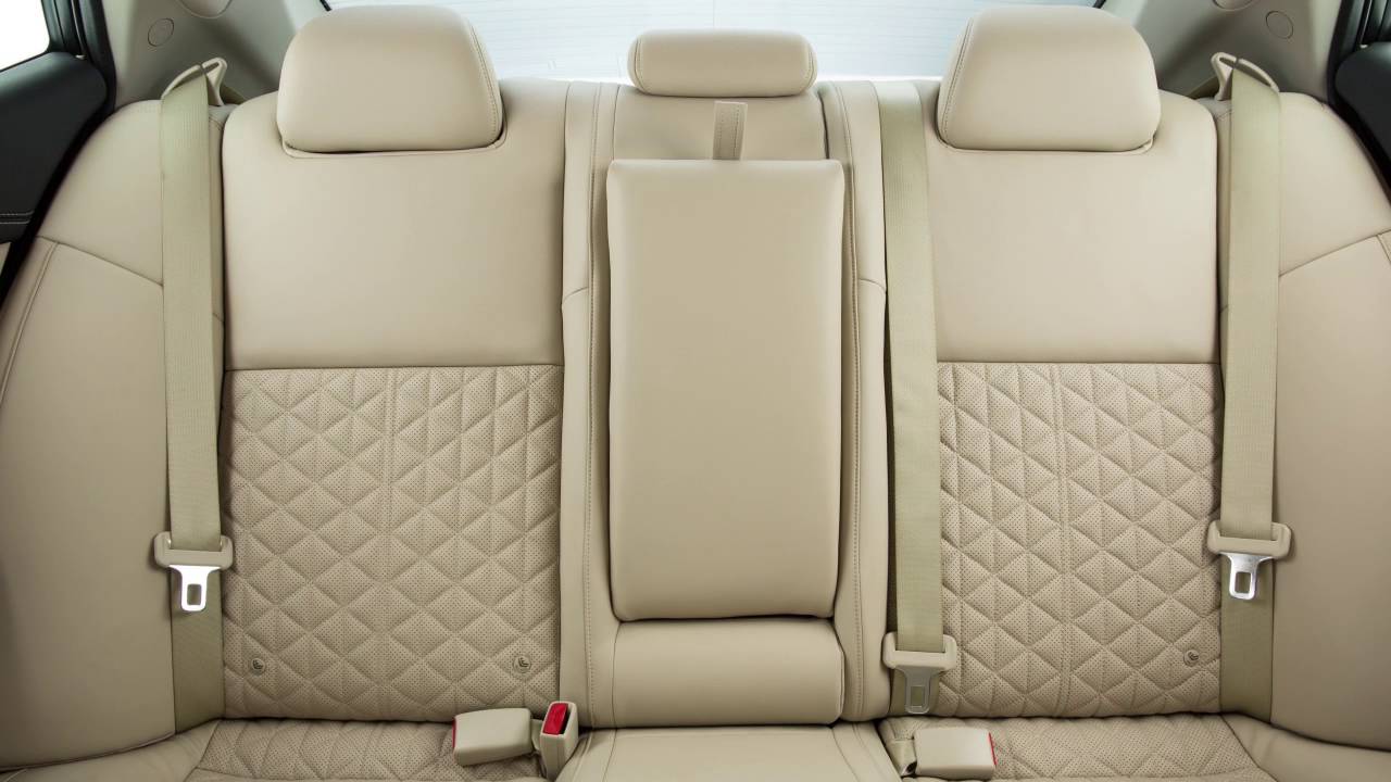 2017 Nissan Maxima -  Seat Adjustments