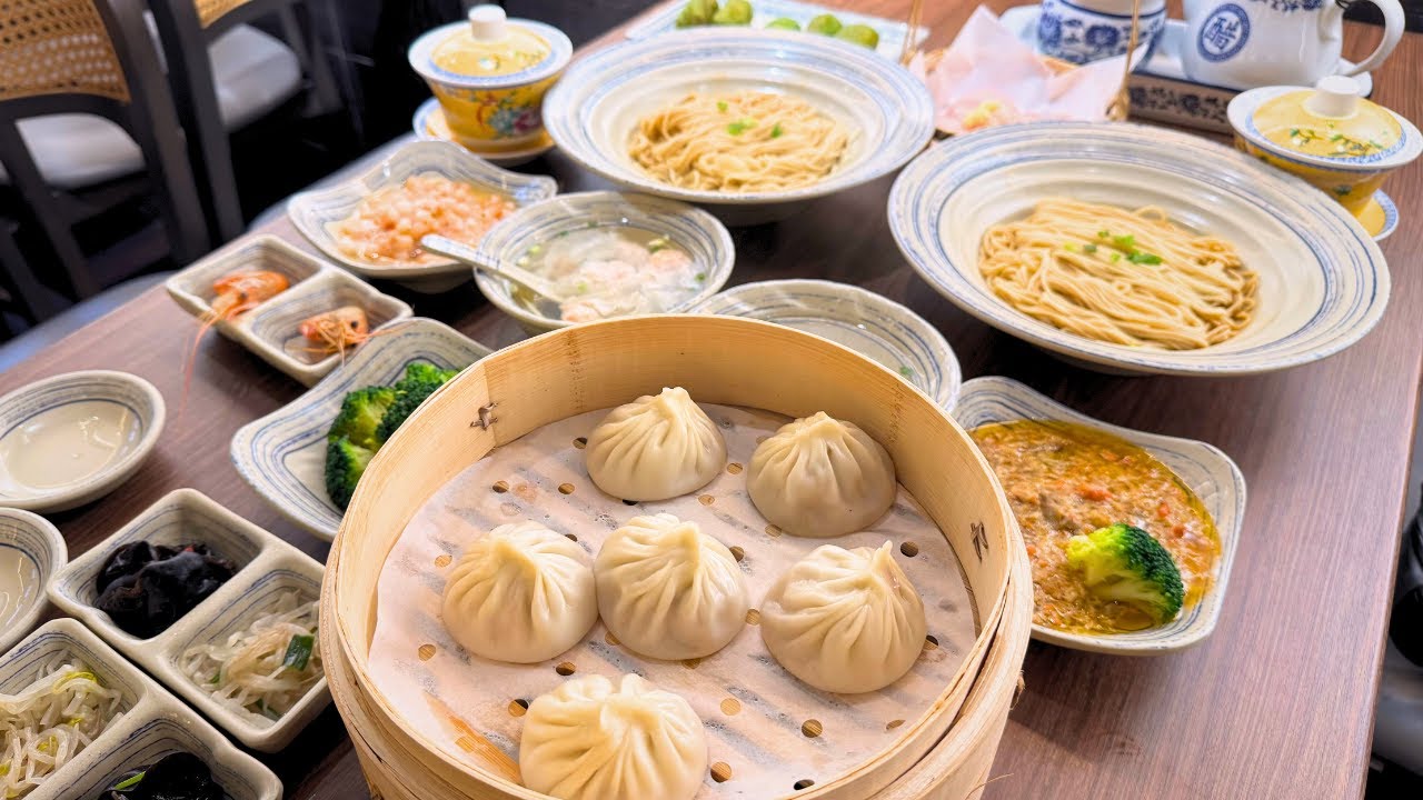 Hidden Gem Xiao Long Bao And Creamy Crab Roe Noodles