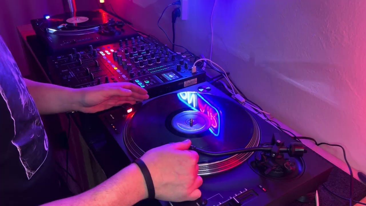  #𝐓𝐞𝐜𝐡𝐧𝐨 | DJ Set | Only Vinyl Mix |  #Vol8