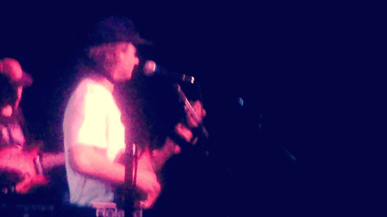 Mac Demarco - Ode To Viceroy (Live at Exit/In)