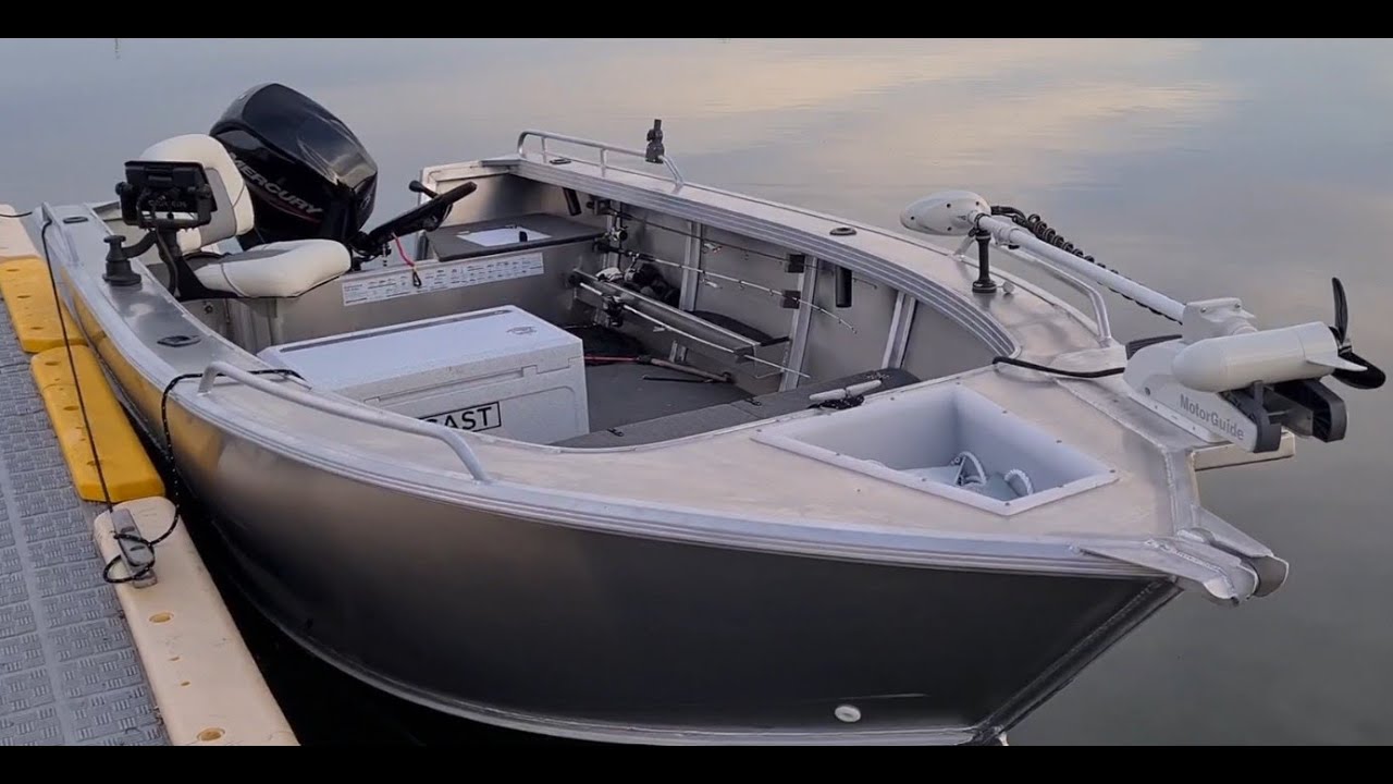 NEW BOAT Quintrex Renegade 460TS why TILLER? first Bream fish and Impressions.