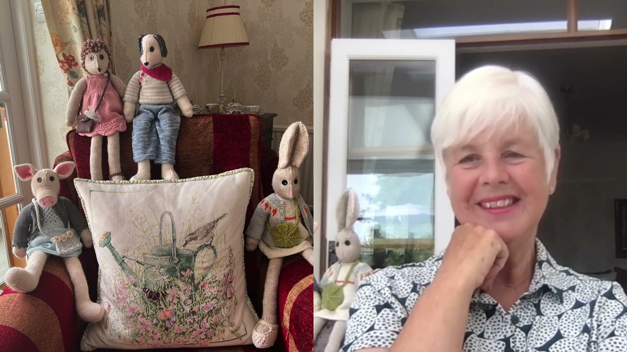 Episode 54 - Knitted animals, I finish Pete's jumper and let me tell you about Swallows.