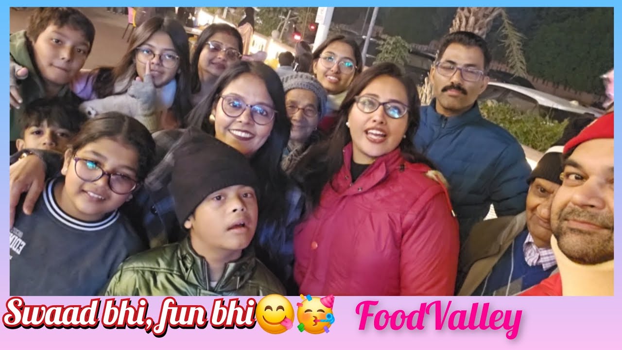 SWAAD BHI,FUN BHI😋🥳 FOOD VALLEY jaha chaar yaar mil jaye wahi sukoon🤗