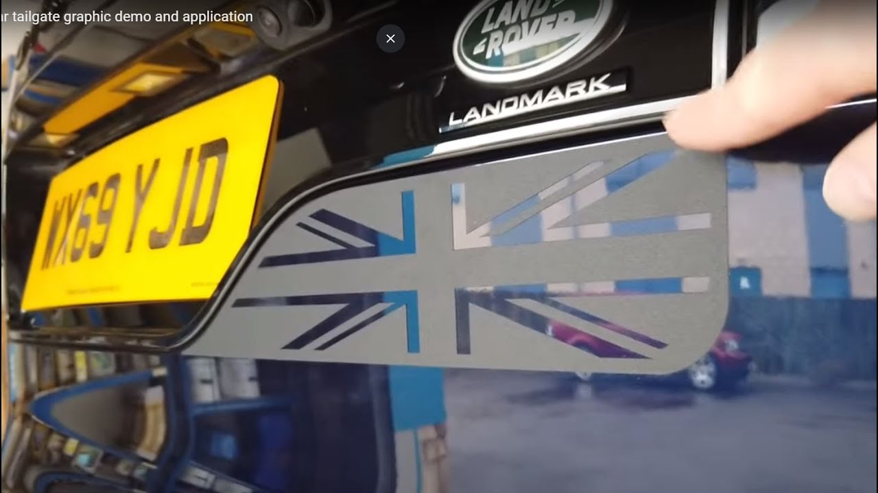 Land Rover Discovery 5 rear tailgate graphic demo and application