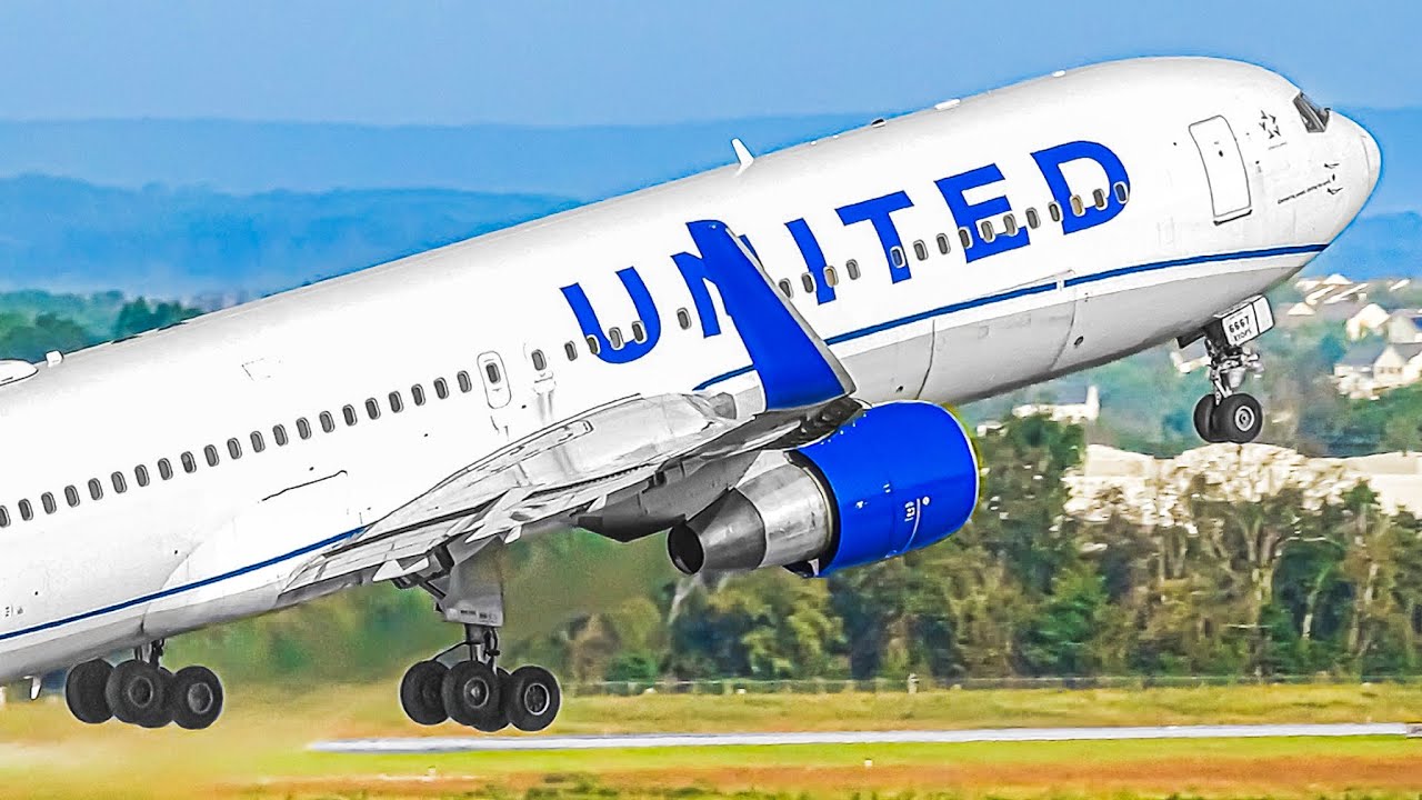 🇺🇸 100 PLANES in 1 HOUR ! HOUSTON George Bush Airport Plane Spotting + Aircraft Identification 2019