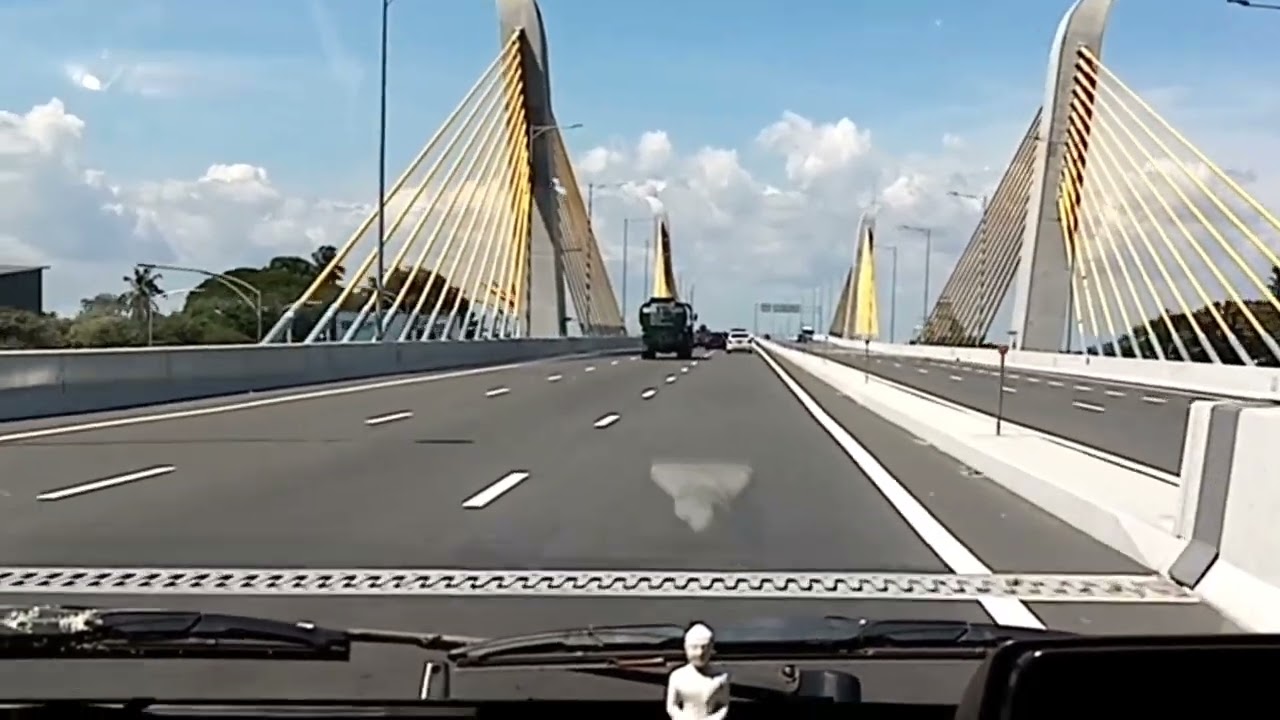 Colombo to katunayaka highway/ kalaniya bridge #highway #bridge