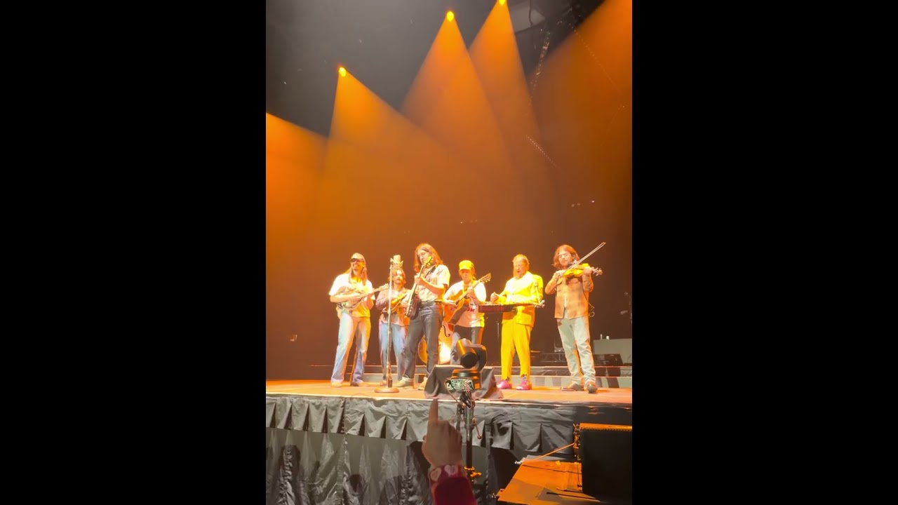 Billy Strings ~ with Christopher  Henry & Mark Lavengood : Asheville. 2/14/26