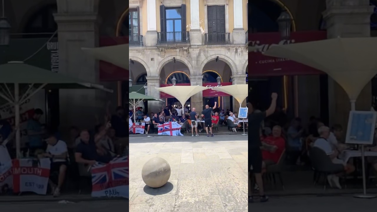 England fans sing flute for 50 pence #rangers #football #rangersfc #english #england #flute #youtube
