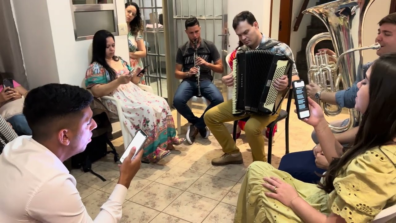 286 - Nome precioso para mim (Part. Douglinha Vieira, Lucas Caires e amigos) hino CCB