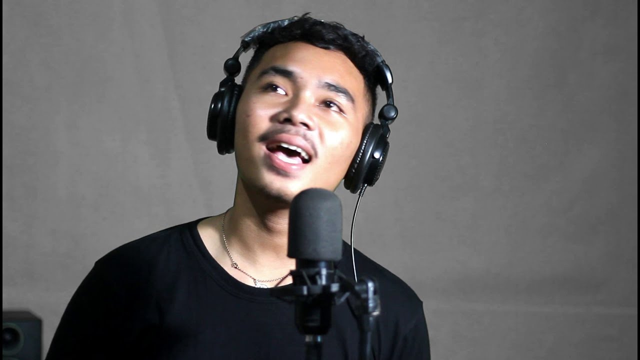 SELLO   SENGARI BEACH (acoustik version)