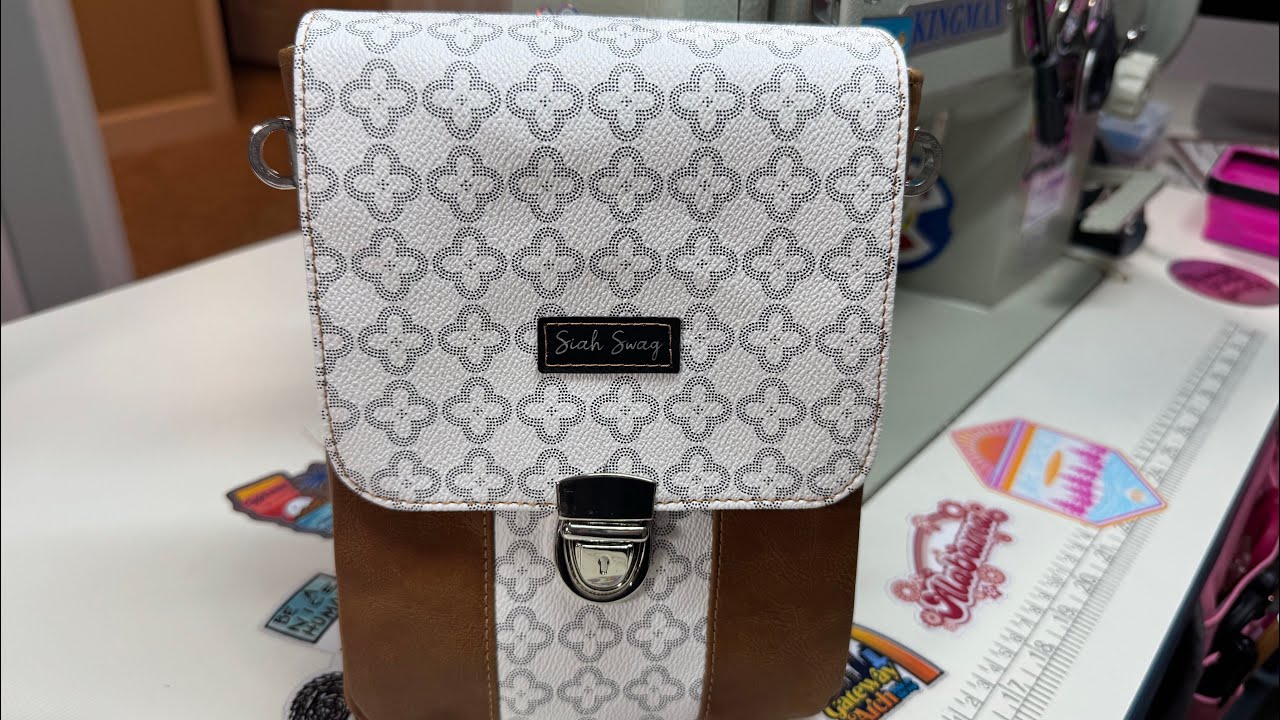 No longer live: Sewing up the Mallory Mini Crossbody by All Sew Petite!