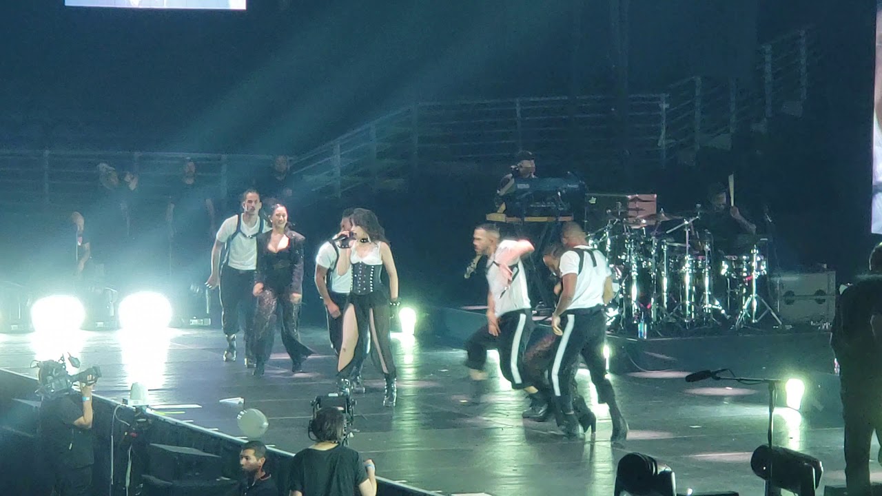 Camila Cabello - Inside Out #NeverBeTheSameTour 18/10/2018 @ Movistar Arena