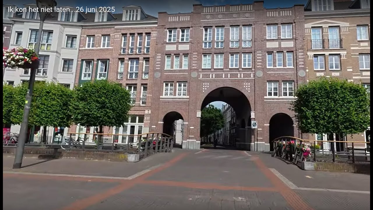 Helmond, Brandevoort. Ik zou hier en daar de binnenkant wel eens willen zien.