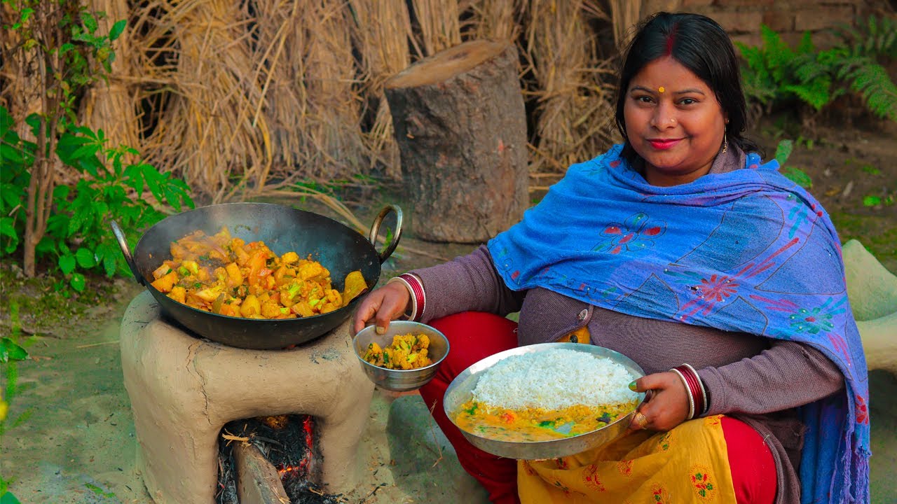 आलू गोभी की रसेदार मसालेदार सब्ज़ी Village style Aloo Gobi Recipe | Spicy Party Style Cauliflower