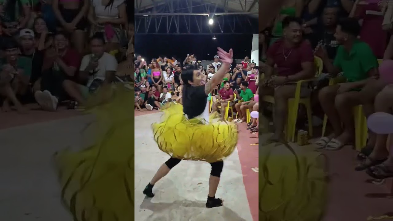 julia lecher  campeã  concurso de anagua lá Corajosa 2025 (nina vs Carminha  avenida brasil)