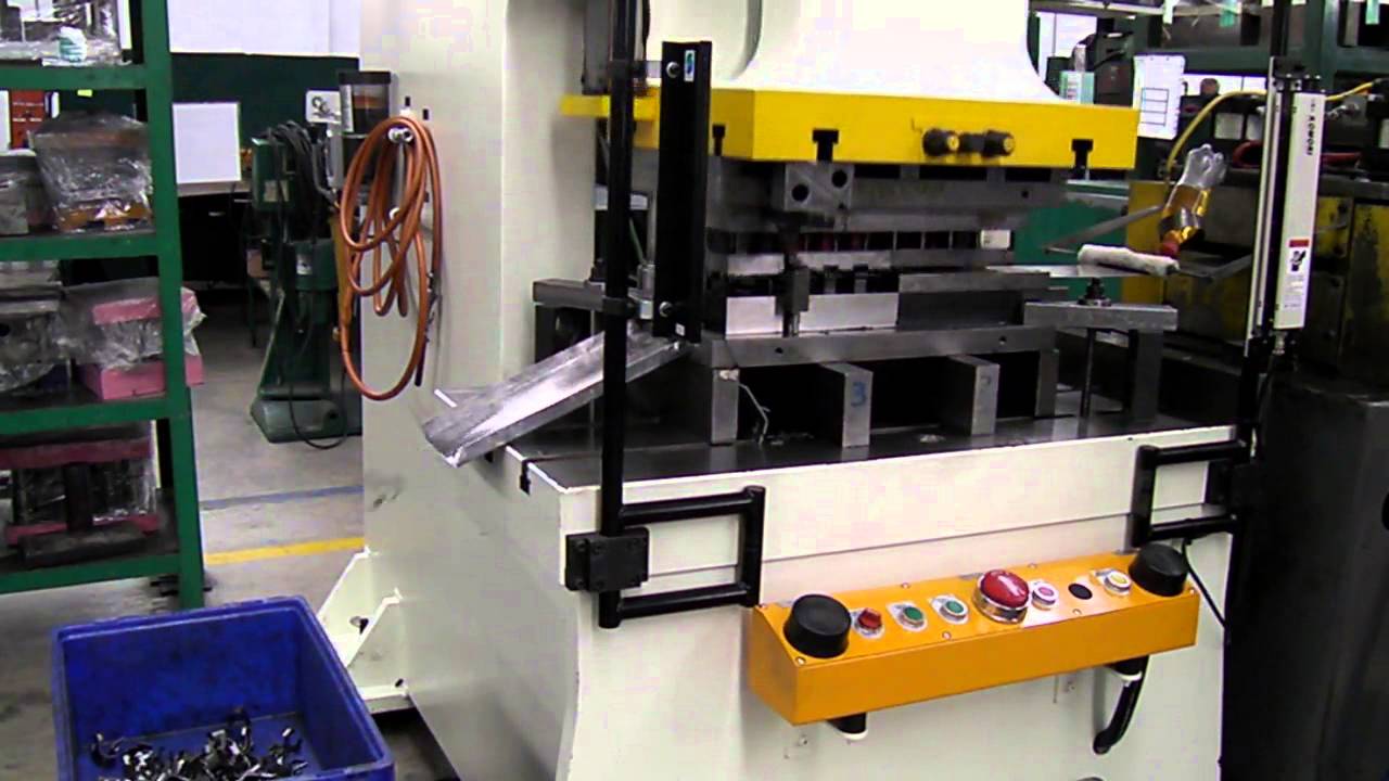 Latinatek Prensa 110T Troquelado Progresivo con Alimentador