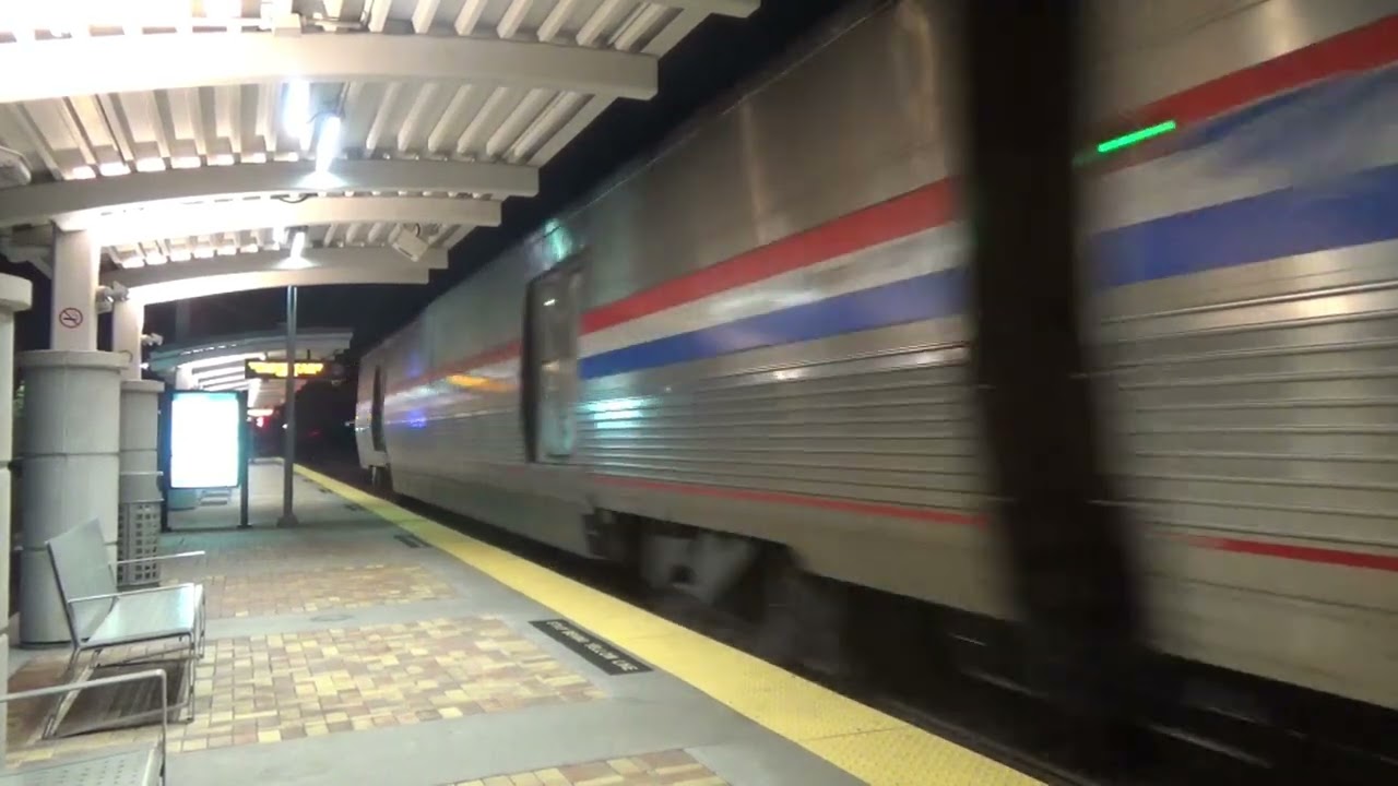 CSX GEVO Leads Amtrak P092 With A Dash 8 Trailing