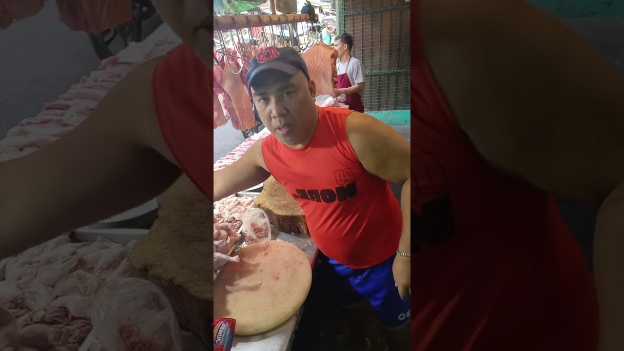 My nag pahiwa na customer sa atin pang adobo.