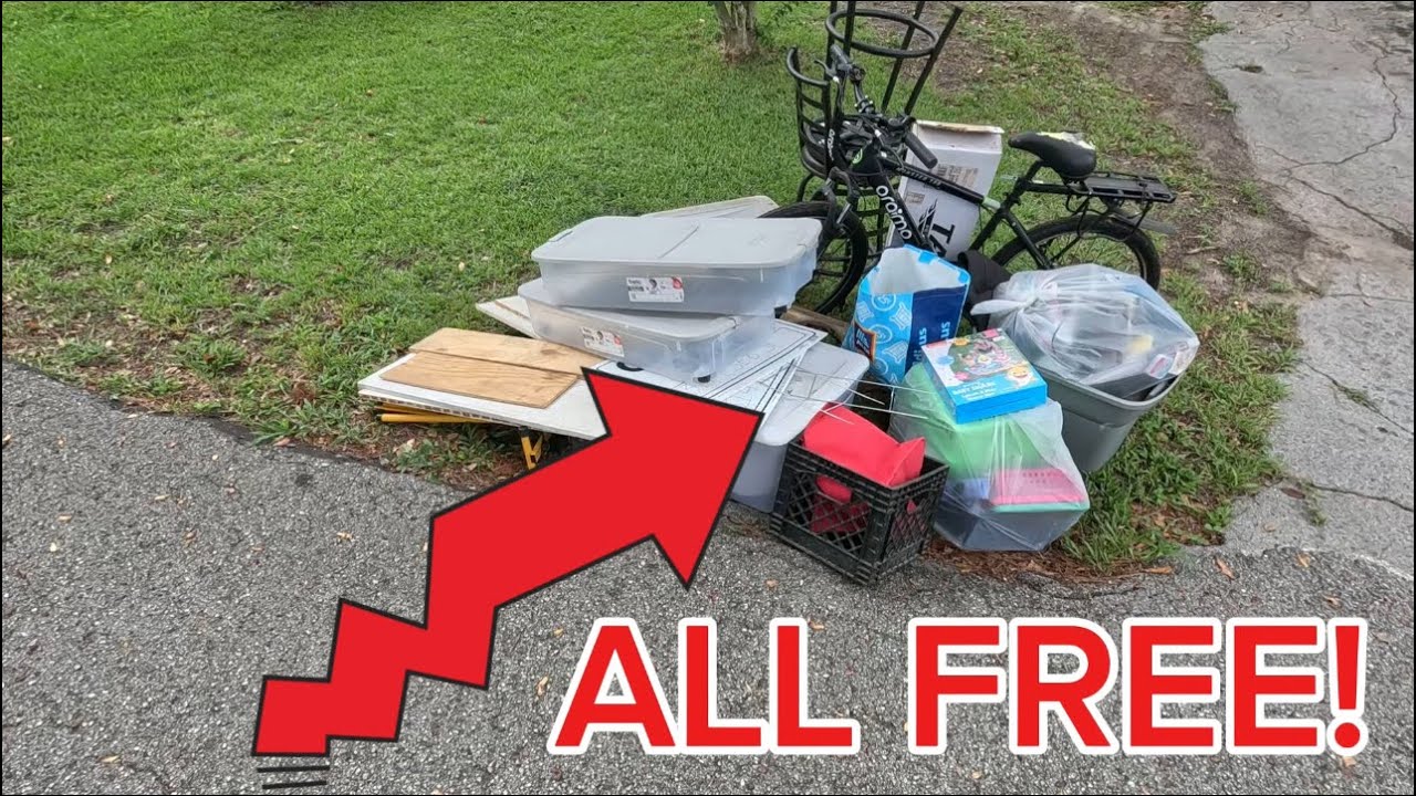 Trash Picking all the Free stuff this neighborhood has!