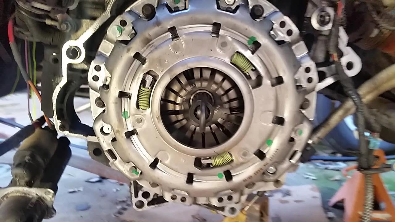 Как установить сцепление Saturn Ion Self Adjusting Clutch 2005 без специальных инструментов
