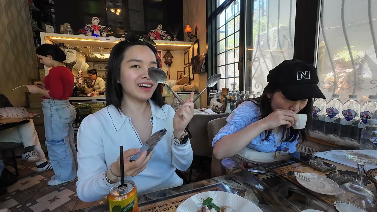 Turkey, Istanbul | Day 3 | Local food tour and the best Doner we ever had | C&N Travel