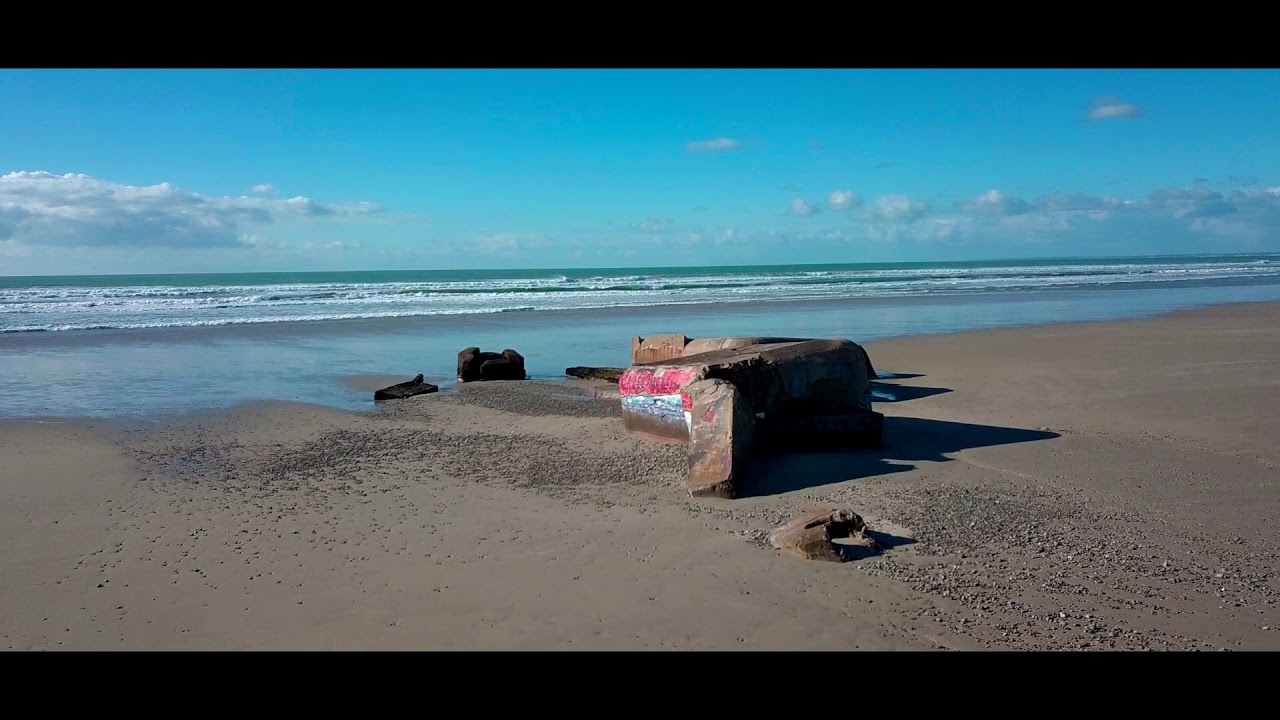 BREIZHZENITUDE , Plage de Treguénnec, La Bretagne vue du ciel ,