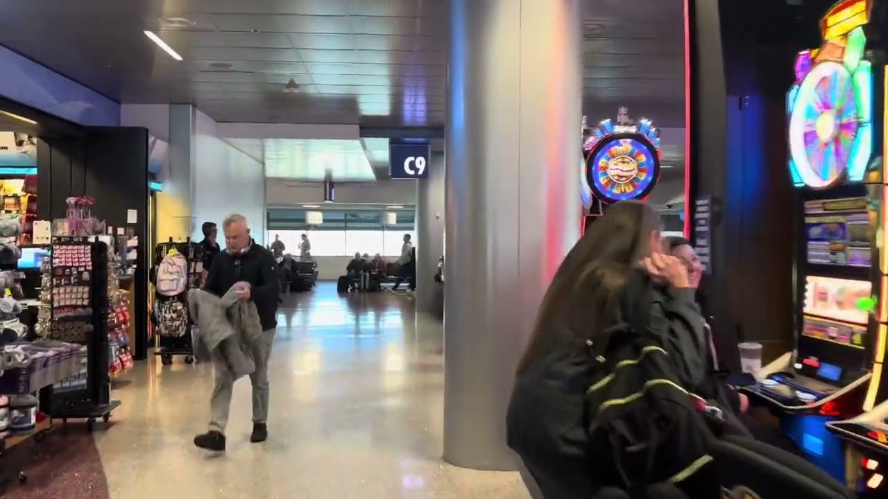 (LAS) Las Vegas, NV. Terminal 1 C Gates Concourse Walk Through part 1 (01/31/2024)