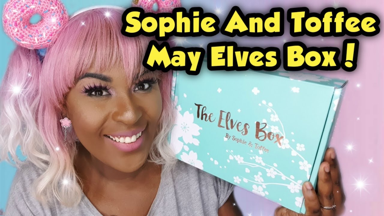 SOPHIE AND TOFFEE MAY PREMIUM ELVES BOX 2020