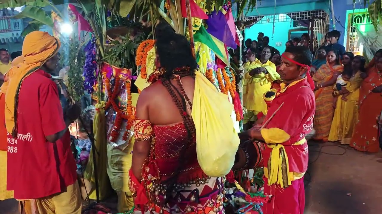 वीरेन्द्र भगत जी फेकुराम जी के पुजा में खेलते हैं छोटा भगत जी मो9199348187