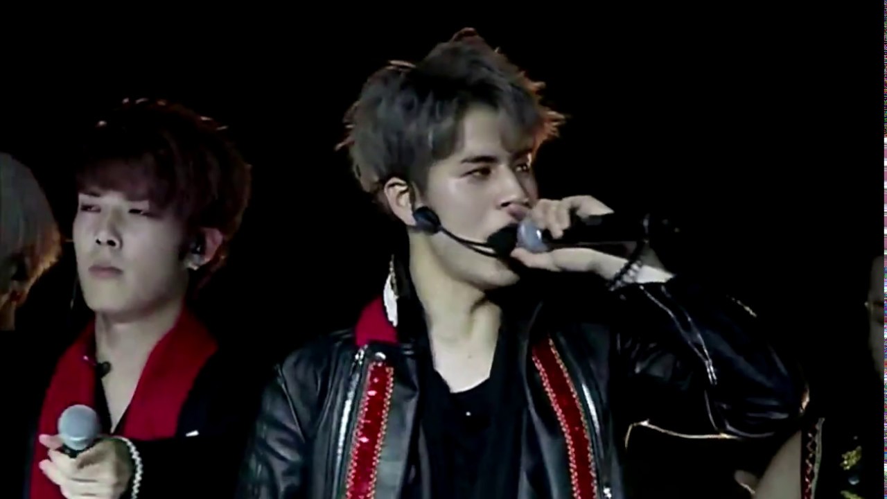 09. Play With Me - CROSS GENE: BE HAPPY TOGETHER ～New Year Luv Luv Night～