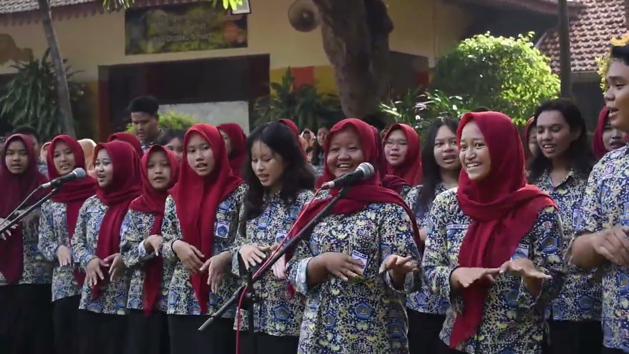 MALAYSIAN NATURE SOCIETY BERSAMA DWP DAN ADIWIYATA SMA NEGERI 1 PURI