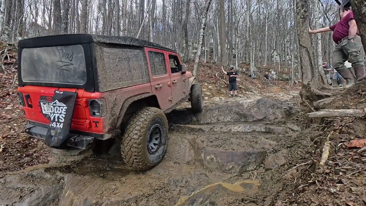 Don't Look Down! | Sketchy Drop-Offs on Windrock Trail 82