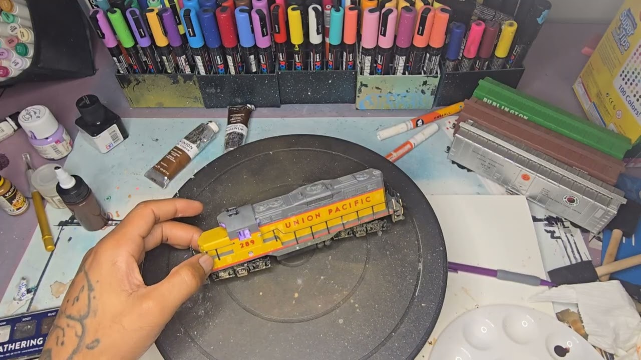 Graffiti Model Train EP: 5