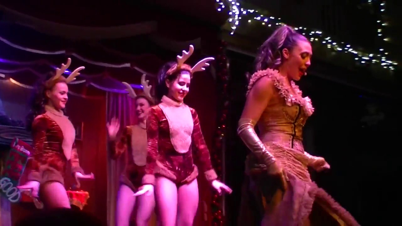Christmas is Magic - Santaclaus Is Coming - Noelia Cano   Navidad en PortAventura 2013